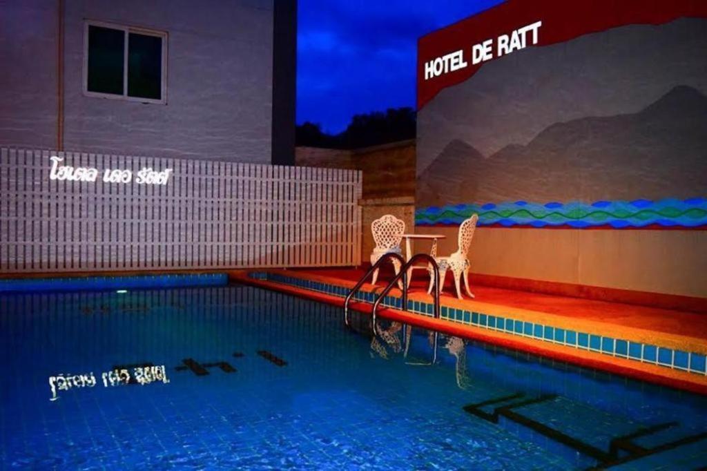 Hotel De Ratt Phuket Patong Exterior foto