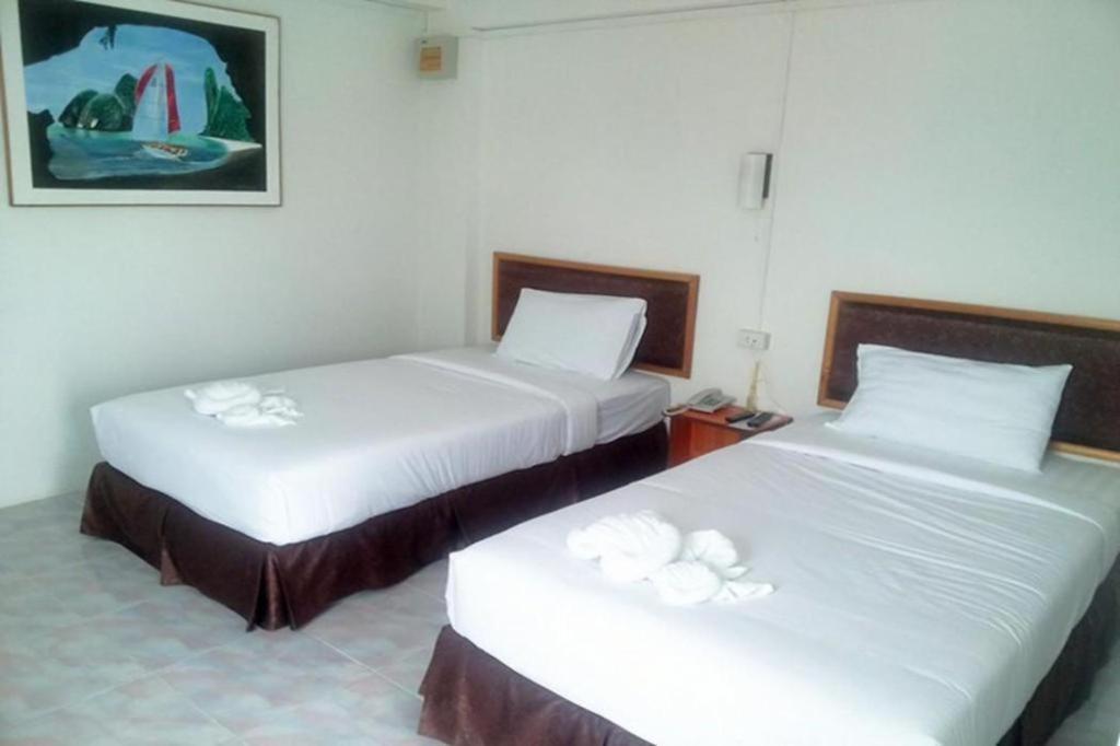 Hotel De Ratt Phuket Patong Exterior foto